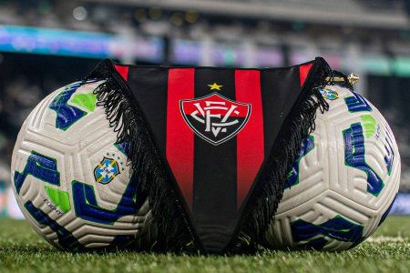 Vitória soma ponto fora e Carille cobra evolução: “Sabemos que podemos mais”