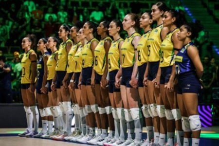 Brasil enfrenta Japão na semifinal da Liga das Nações de Vôlei
