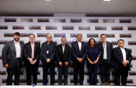 Jerônimo Rodrigues anuncia novos nomes para cinco órgãos estaduais