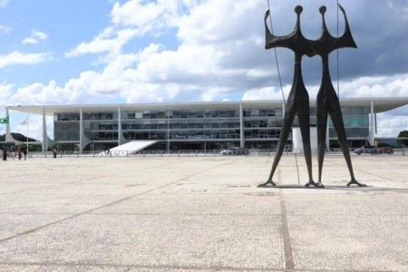 Reforço de segurança será adotado na Praça dos Três Poderes; saiba os motivos