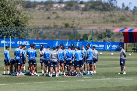Bahia vai a campo sem Pulga e mais quatro; veja lista de desfalques