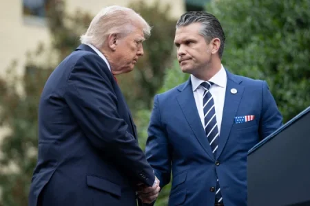 Pentágono exige submissão prévia de reportagens de jornalistas americanos; entenda