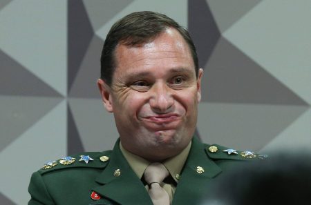 Fux vota por condenação de Mauro Cid em julgamento de Bolsonaro