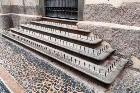 Câmara de Salvador analisa projeto que proíbe arquitetura hostil