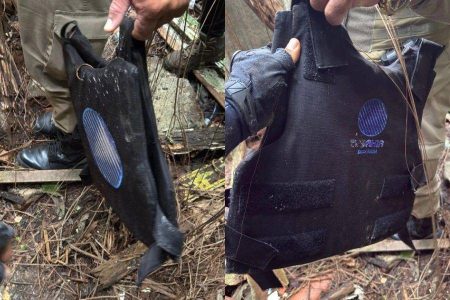 Colete com marca de emissora é apreendido em operação da PM