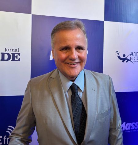 Geddel defende diálogo político e critica clima de ódio no Brasil