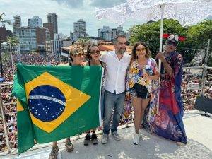Wagner Moura, Daniela Mercury, Nanda Costa e Lan Lanh