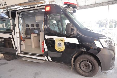 PC realiza ação de combate ao feminicídio em Salvador