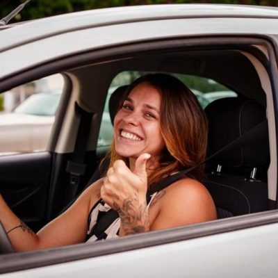 Aulas teóricas de direção poderão ser oferecidas em escolas de ensino médio