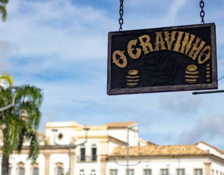 Fiscalização interdita bar O Cravinho no Pelourinho por irregularidades