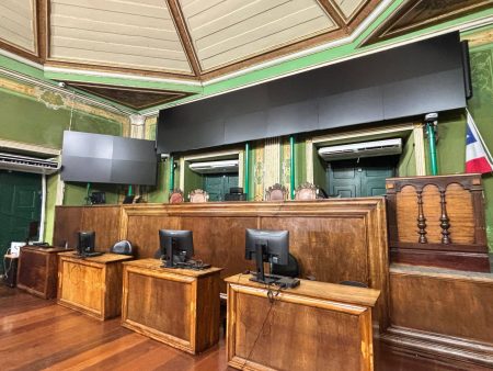 Câmara de Salvador promove audiência sobre proteção de meninas e adolescentes