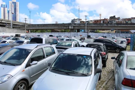 Oportunidade: Transalvador leiloa 160 veículos e motos em Salvador
