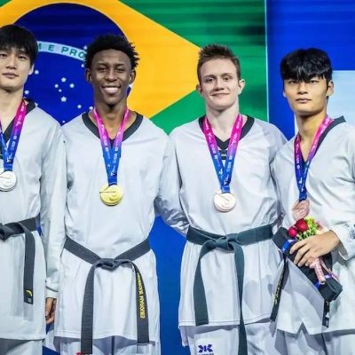 Brasileiro Henrique Marques conquista ouro inédito no Mundial de Taekwondo na China