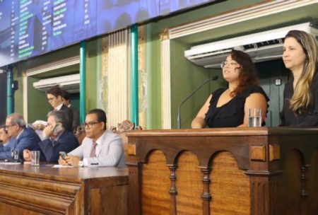 CMS debate políticas voltadas a pessoas com diabetes e gagueira