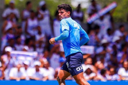 Bahia retoma treinos para enfrentar o Fortaleza após dia de folga