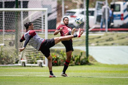 Vitória retoma treinos e intensifica preparação para enfrentar o Palmeiras