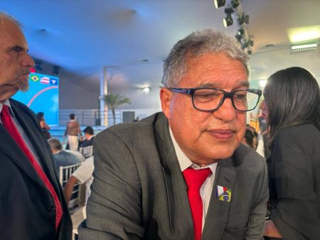Rosemberg lamenta ausência de oposição em evento Bahia-França