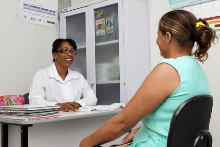 Maio Roxo chama atenção para o lúpus; casos crescem e diagnóstico ainda é desafio na Bahia