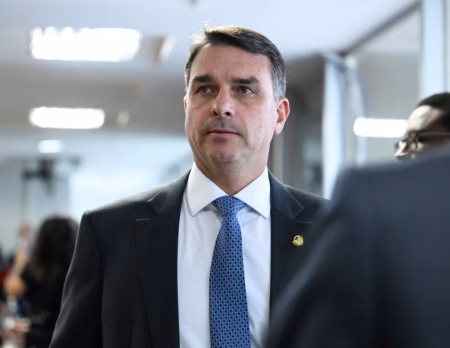 Nada definido! Confira nomes cotados por Flávio Bolsonaro para vice em 2026