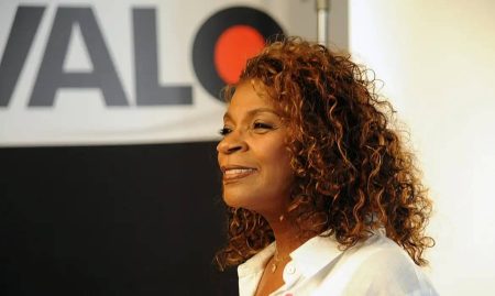 Zezé Motta será homenageada com o Título de Cidadã de Salvador em sessão solene na Câmara