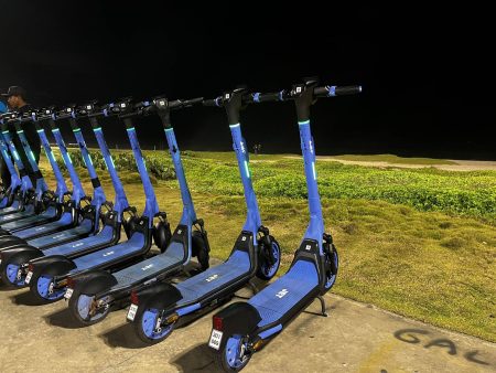 Contas de usuários de patinetes são bloqueadas após fiscalização em Salvador