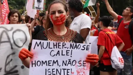 Lula sanciona lei que endurece regras para crimes sexuais