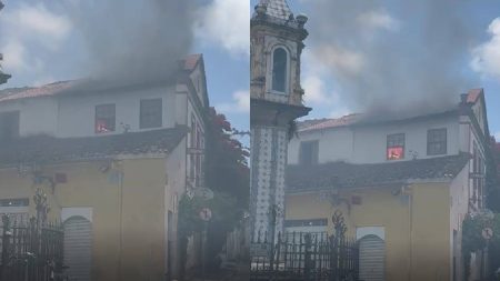 VÍDEO: Casarão pega fogo em Salvador e assusta moradores