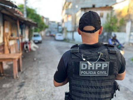 Mulher é presa em Salvador suspeita de envenenar homem durante almoço