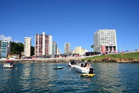 Mergulho em Salvador revela naufrágios, recifes e rica vida marinha a poucos metros da costa