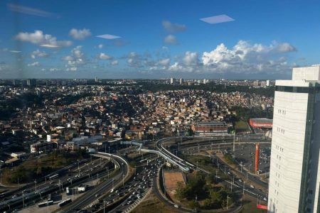 Inmet alerta para chuvas em parte do país; confira como fica o tempo em Salvador