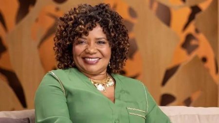 Margareth Menezes reassume Os Mascarados e marca retorno ao bloco no Carnaval 2026