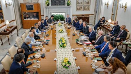 Brasil e Índia firmam acordos para garantir produção de medicamentos contra o câncer