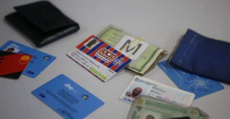 Guarda Municipal inicia devolução de documentos perdidos no Carnaval de Salvador