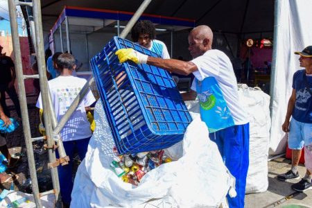 Balaio Verde e reciclagem: iniciativas sustentáveis marcam festa de Iemanjá