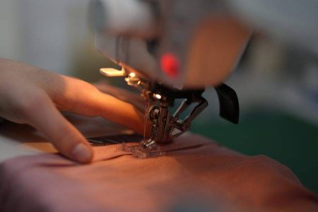 Inscrições abertas para curso de costura gratuito em Salvador