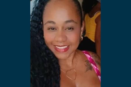 Mulher é morta a facadas em Pernambués; companheiro é preso