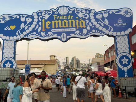 GALERIA DE FOTOS: Fé, tradição e beleza marcam imagens da Festa de Iemanjá