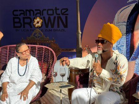 Brown celebra permanência de hits no Carnaval e cobra valorização da música baiana