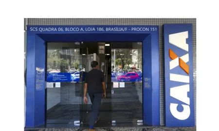Agências bancárias voltam a funcionar nesta quarta-feira (18)