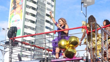 Daniela Mercury arrasta multidão no Circuito Osmar com o hit “Mulher de Poder”