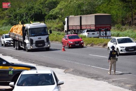 Mortes em rodovias federais crescem 52,9% no Carnaval de 2026