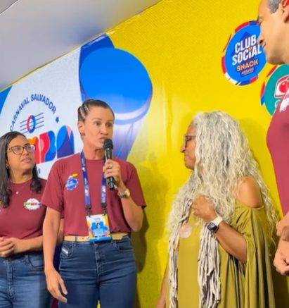 VÍDEO: Secretária Renata Vidal se emociona em homenagem a Linda Bezerra