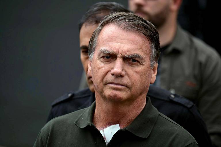 Jair Bolsonaro apresenta melhora na função renal, mas segue na UTI em Brasília