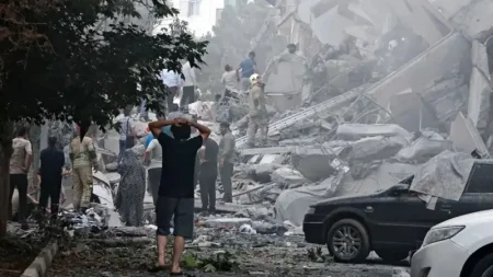 Israel anuncia ataques em larga escala contra Irã e Hezbollah nesta segunda-feira