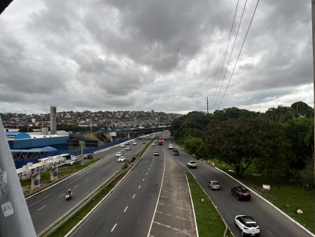 Fim de semana terá sol entre nuvens e chance de chuva em Salvador