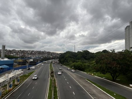 Alerta de chuva atinge mais de 120 cidades e inclui Salvador