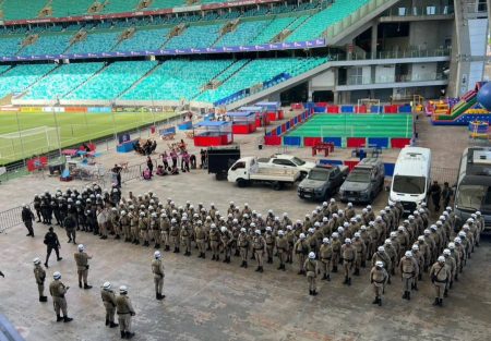 PM mobiliza quase 500 policiais para BaVi na Arena Fonte Nova
