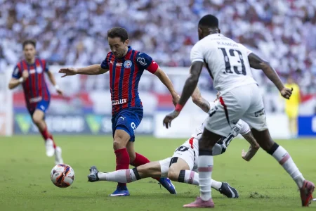 Bahia e Vitória se enfrentam pela quinta rodada do Brasileirão na Arena Fonte Nova