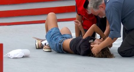 Rayssa Leal cai na final e fica fora do pódio do Mundial de Street