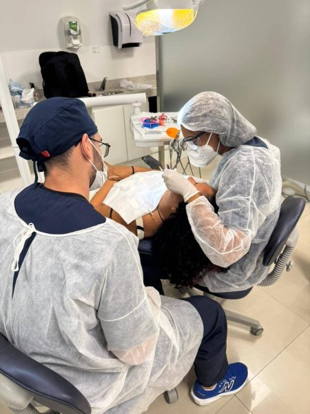 Universidade oferece tratamento odontológico gratuito à noite